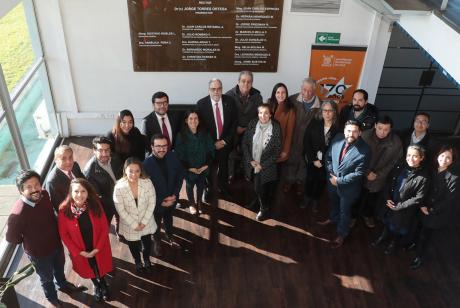 Egresados de Humanidades de la Usach vuelven a la Universidad para pensar el país