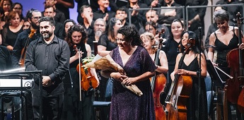 Plantel celebra Navidad con tradicional concierto de la Orquesta Clásica y Coro Usach