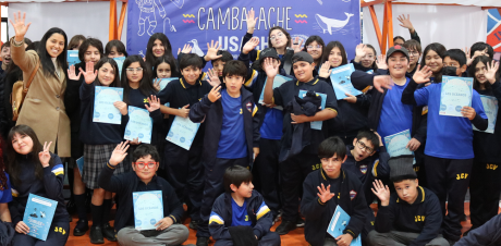 Revista Cambalache Usach lleva su última edición a San Antonio en una nueva itinerancia científica