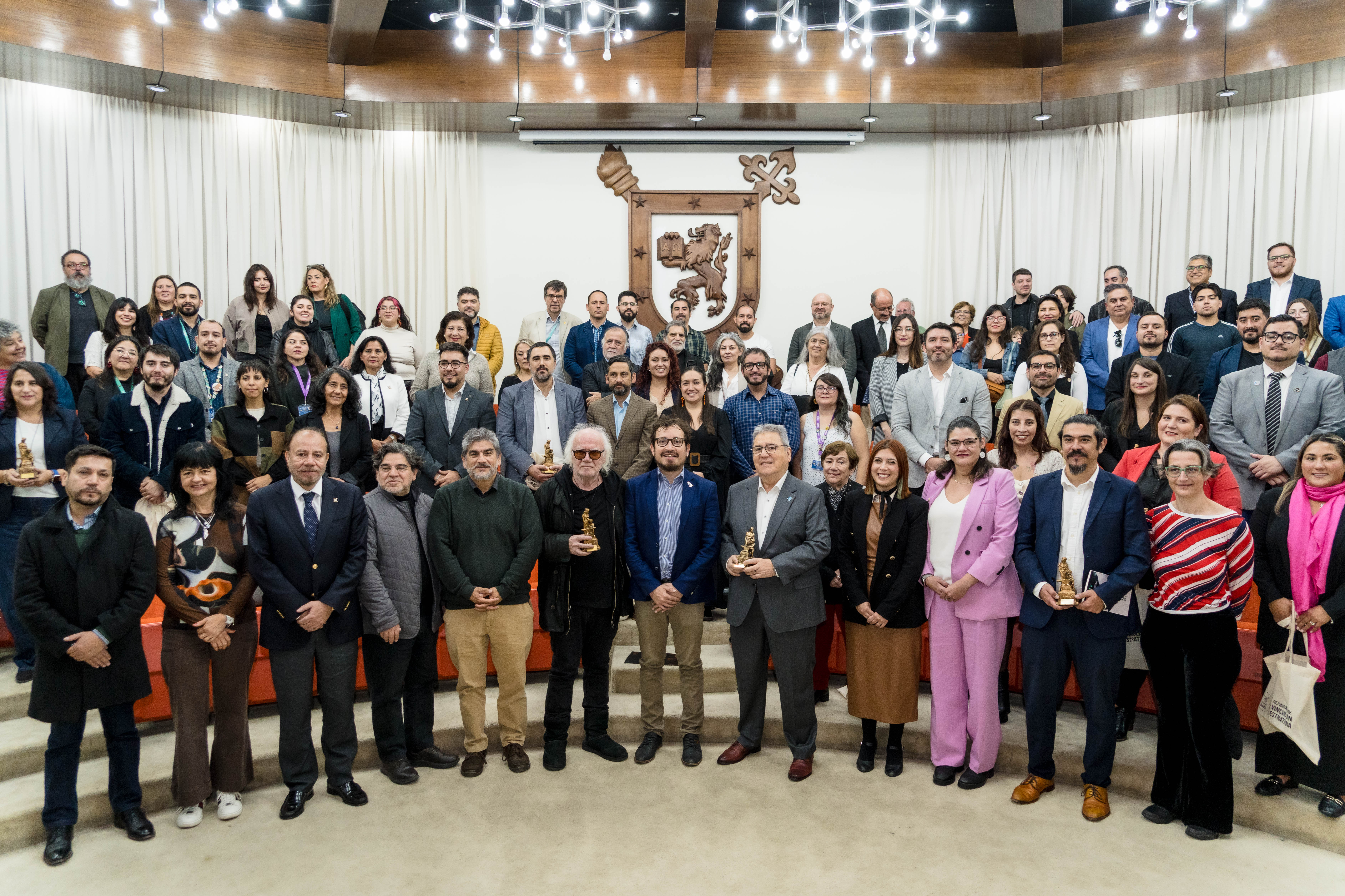 Fotografía grupal de la ceremonia.