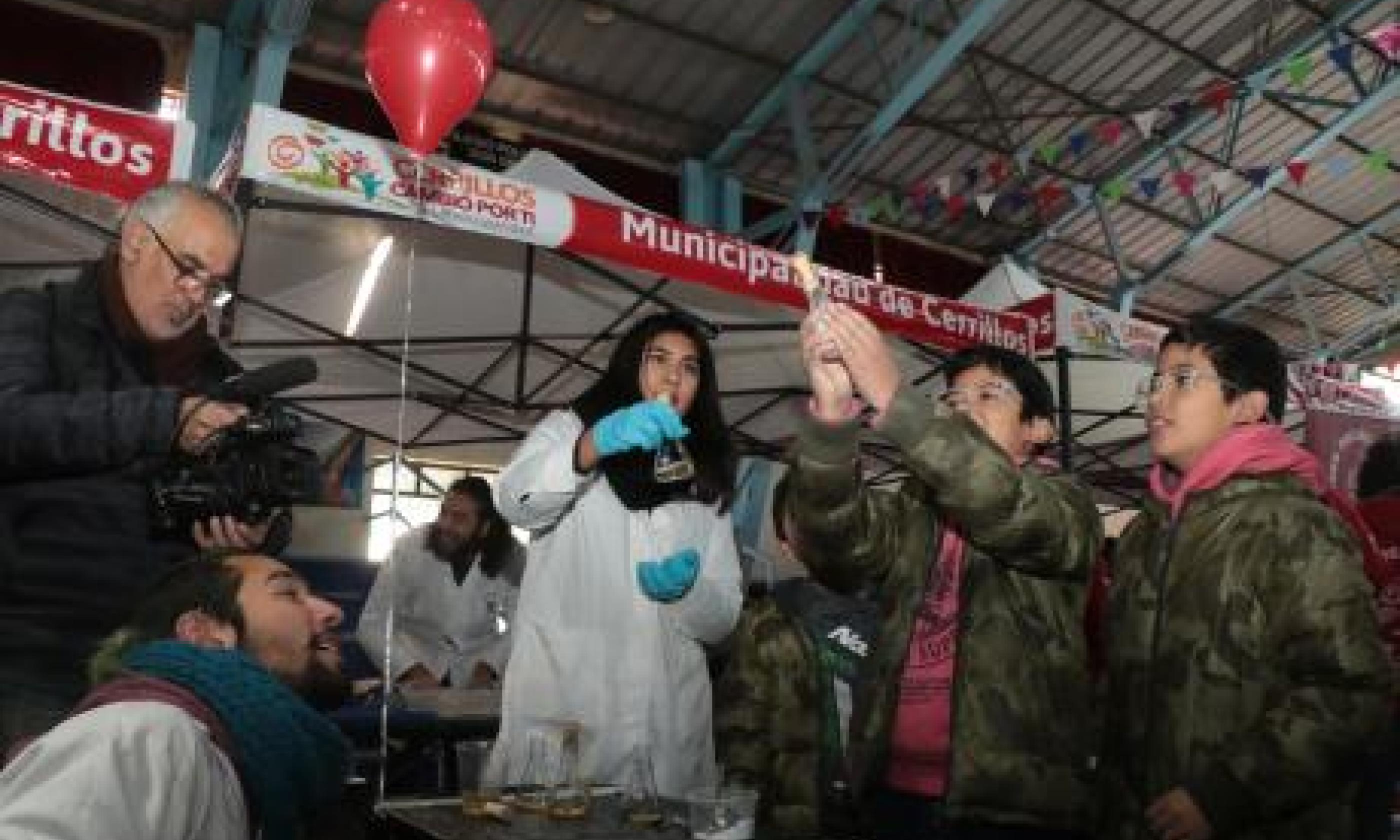 Más de 500 personas asisten a Festival del Conocimiento de la Usach en Cerrillos