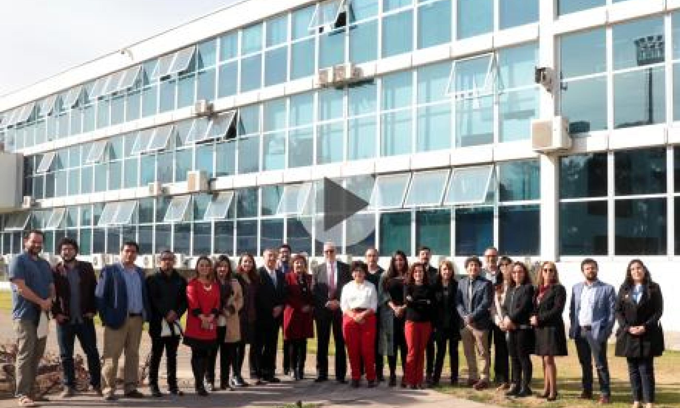 Egresados de la Facultad de Química y Biología reafirman vínculos y valores con la Usach