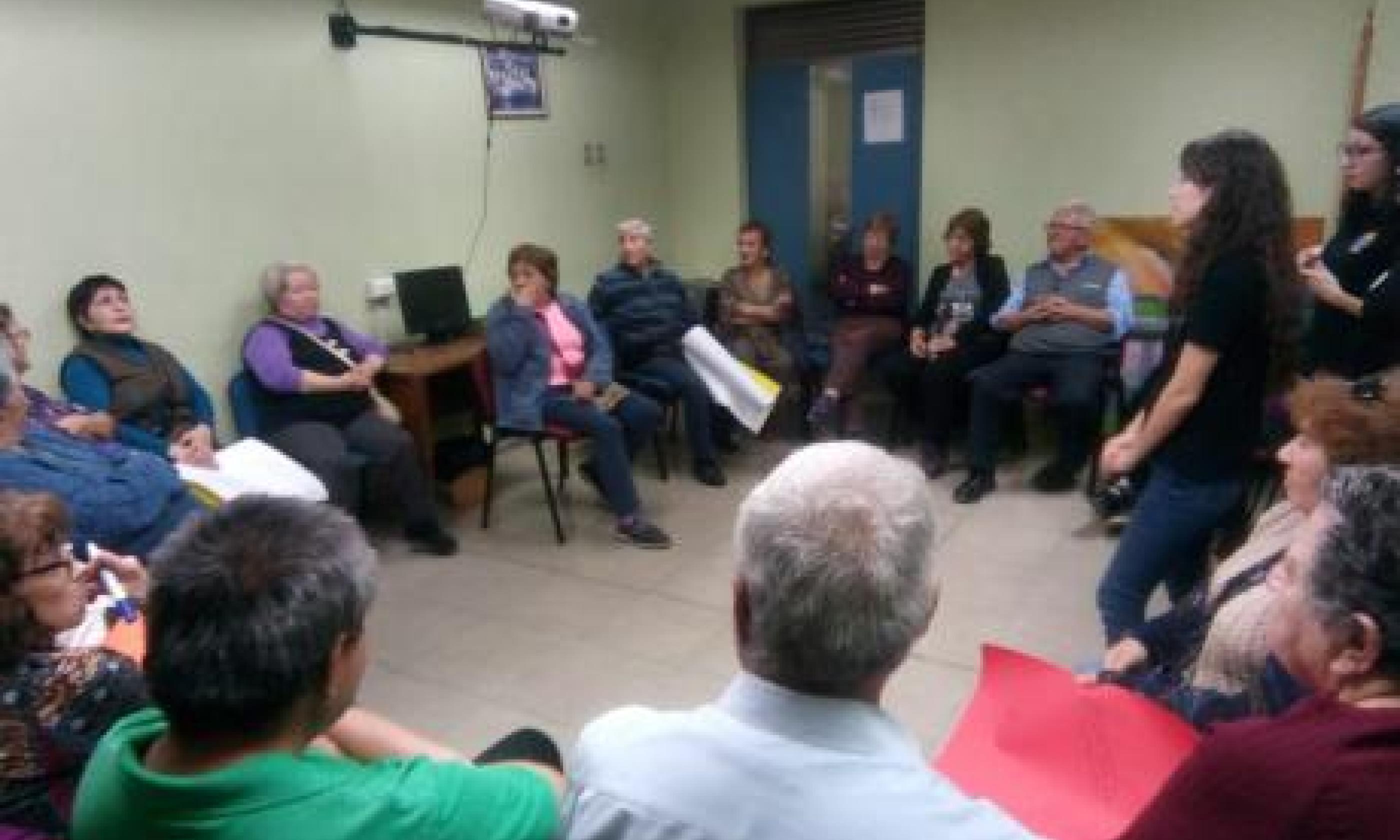 Usach y Agrupación Lelikelén realizaron Taller de Sexualidad para adultos mayores en El Bosque