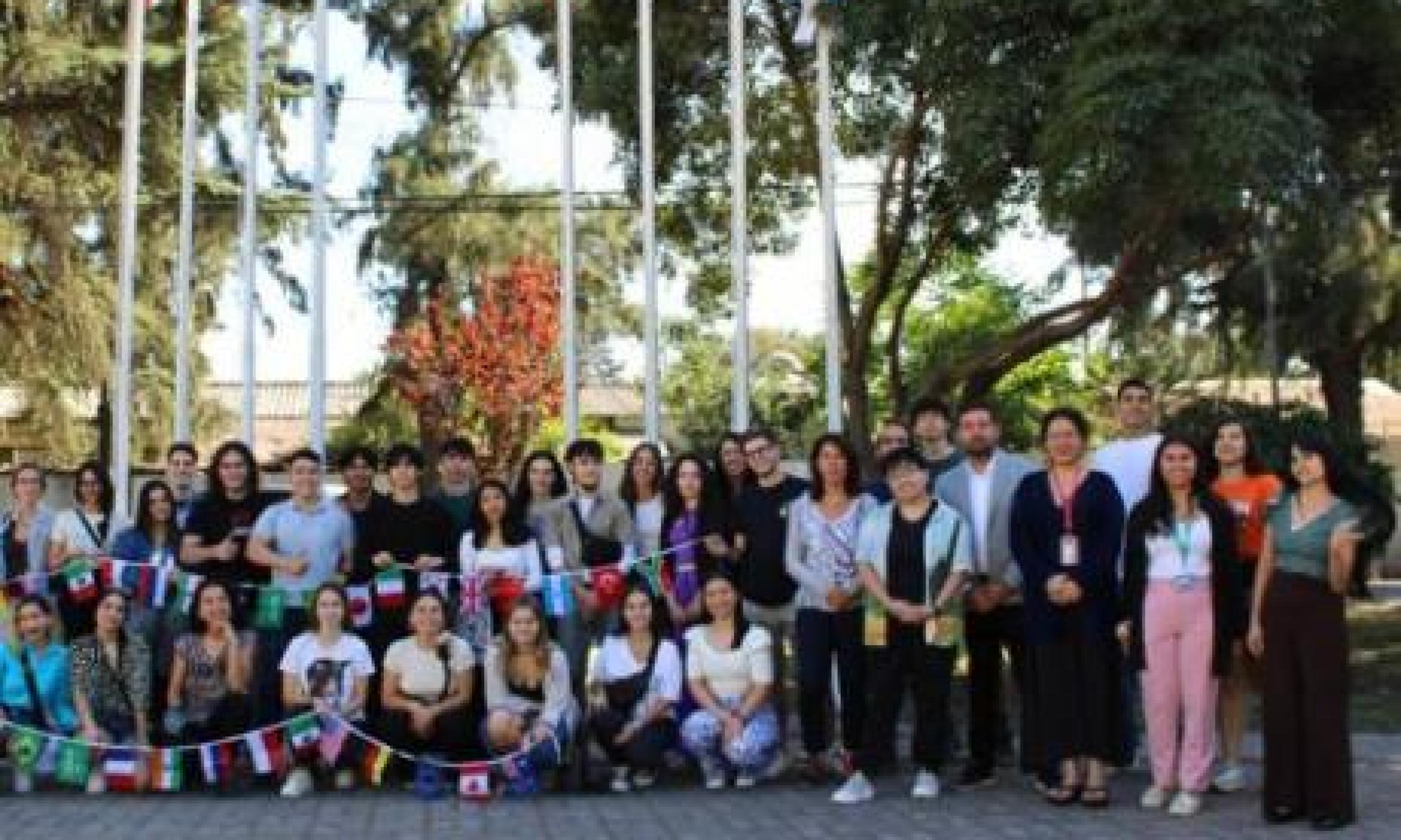 ¡Bienvenidos!: Un nuevo grupo de estudiantes internacionales llega a la USACH