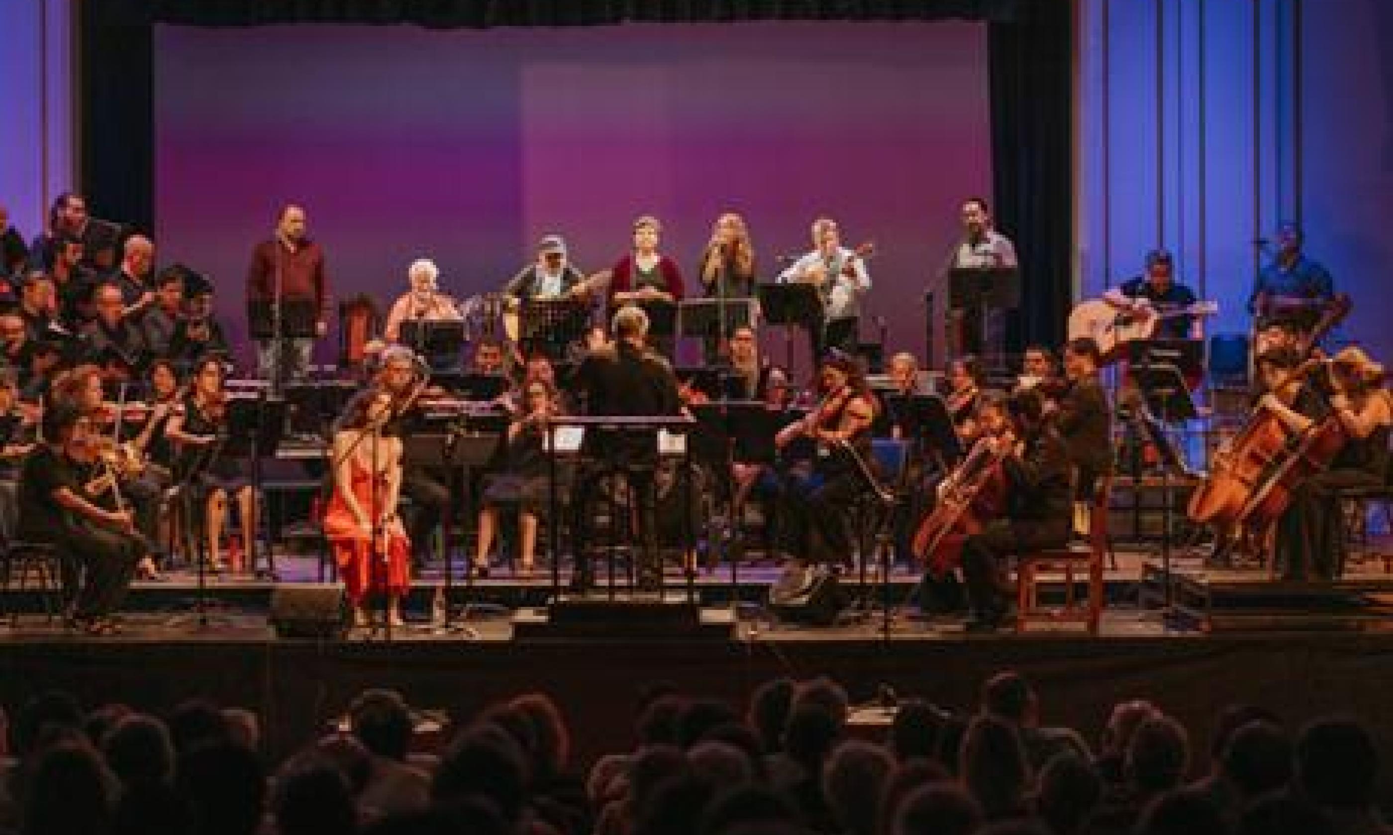 Orquesta Clásica y Coro Sinfónico Usach junto a Inti-Illimani Histórico son ovacionados por la interpretación de “Canto para una semilla”